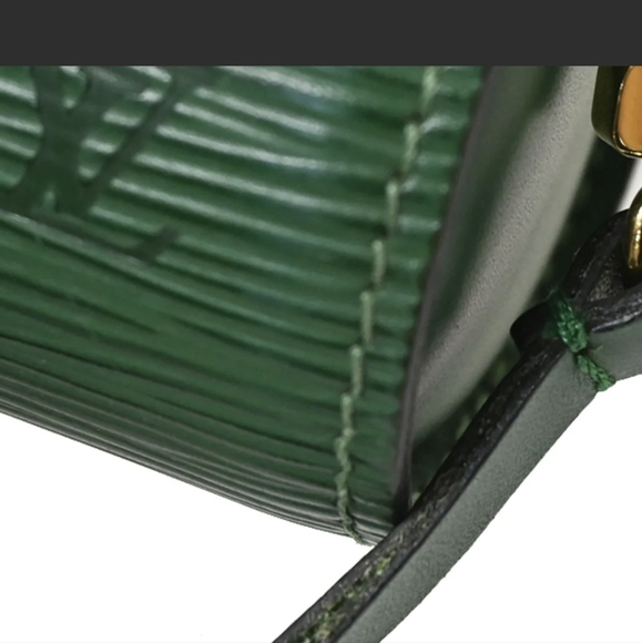 RARE Authentic Louis Vuitton Green Epi Mini Papillon Pouch handbag - Picture 5 of 17
